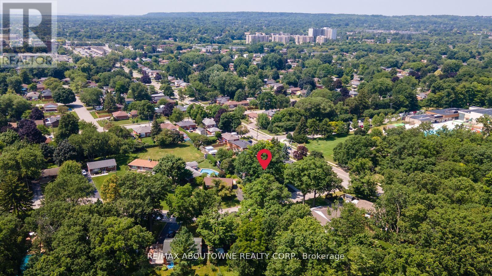 1302 Dunbar Road, Burlington, Ontario  L7P 2J9 - Photo 38 - W11959421