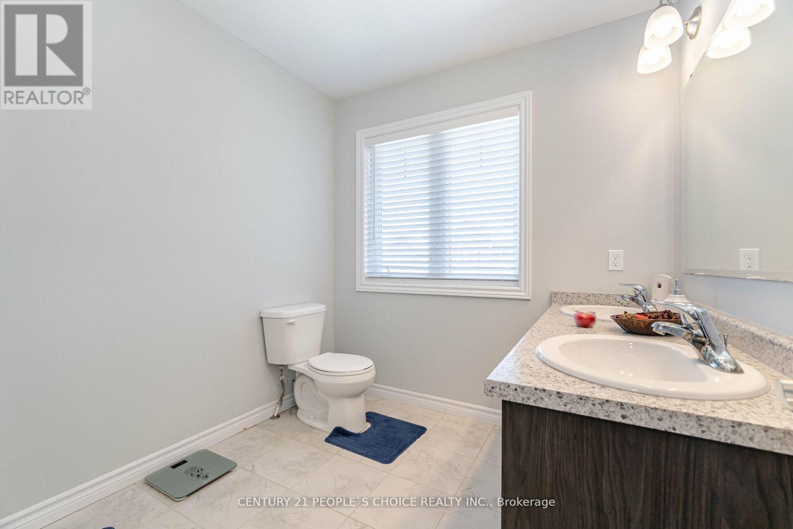 135 Hollybrook Trail, Kitchener, Ontario  N2R 0P1 - Photo 21 - X11959407