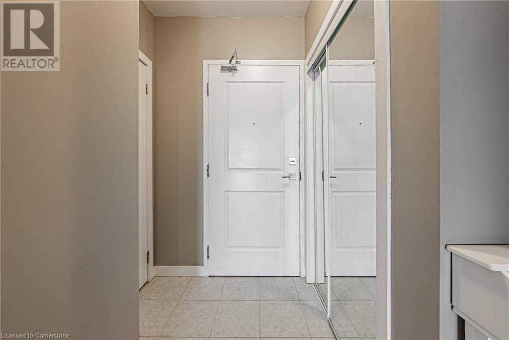 5010 Corporate Drive Unit# 427, Burlington, Ontario  L7L 0H2 - Photo 3 - 40694094