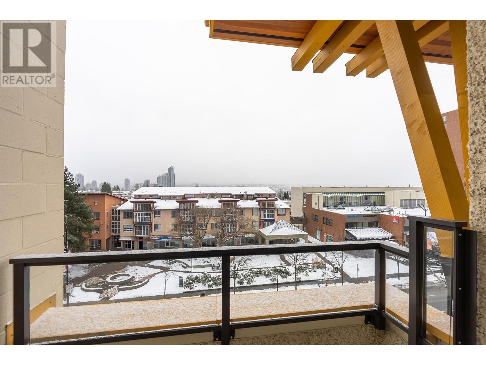 Listing Picture 23 of 27 : 406 3971 HASTINGS STREET, Burnaby / 本拿比 - 魯藝地產 Yvonne Lu Group - MLS Medallion Club Member