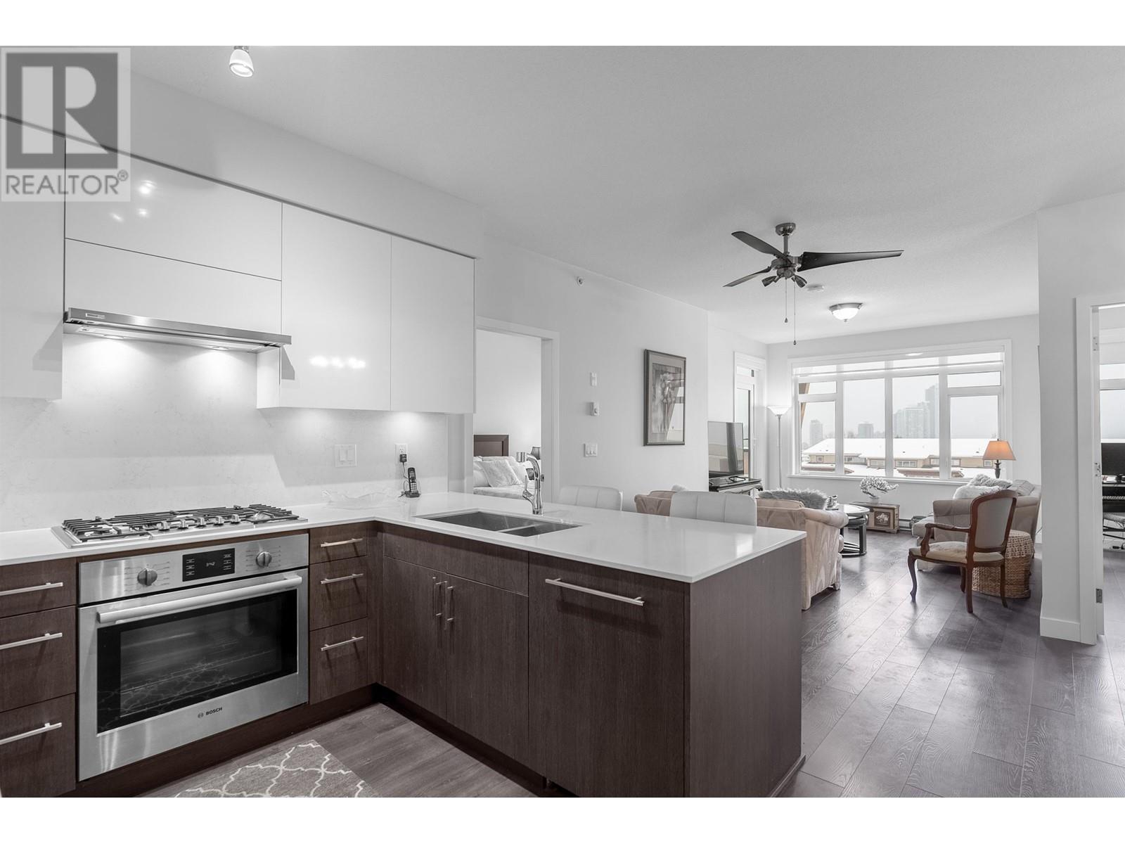 Listing Picture 9 of 27 : 406 3971 HASTINGS STREET, Burnaby / 本拿比 - 魯藝地產 Yvonne Lu Group - MLS Medallion Club Member