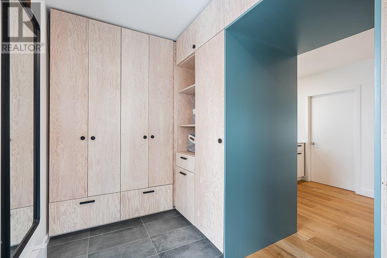 Listing Picture 14 of 40 : 769 W 20TH AVENUE, Vancouver / 溫哥華 - 魯藝地產 Yvonne Lu Group - MLS Medallion Club Member