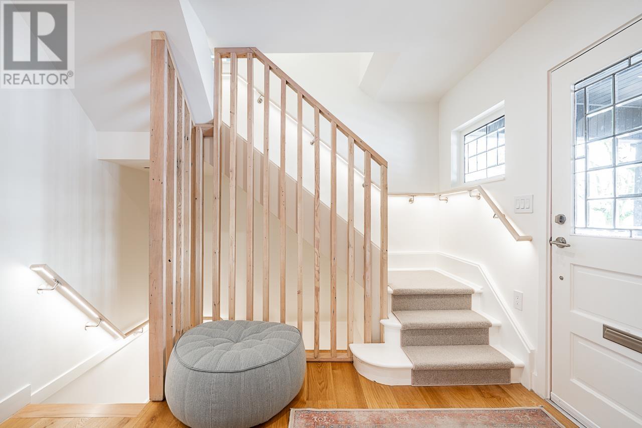 Listing Picture 15 of 40 : 769 W 20TH AVENUE, Vancouver / 溫哥華 - 魯藝地產 Yvonne Lu Group - MLS Medallion Club Member