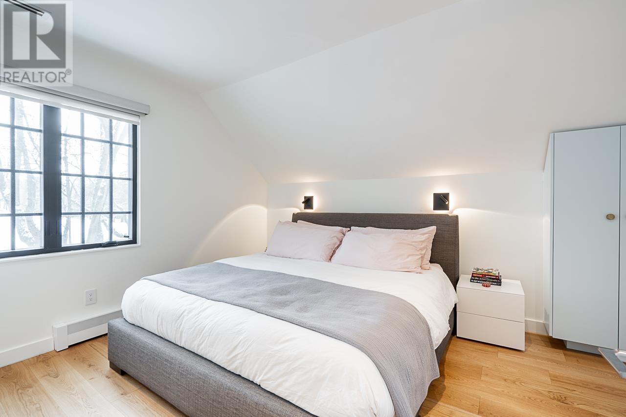 Listing Picture 17 of 40 : 769 W 20TH AVENUE, Vancouver / 溫哥華 - 魯藝地產 Yvonne Lu Group - MLS Medallion Club Member