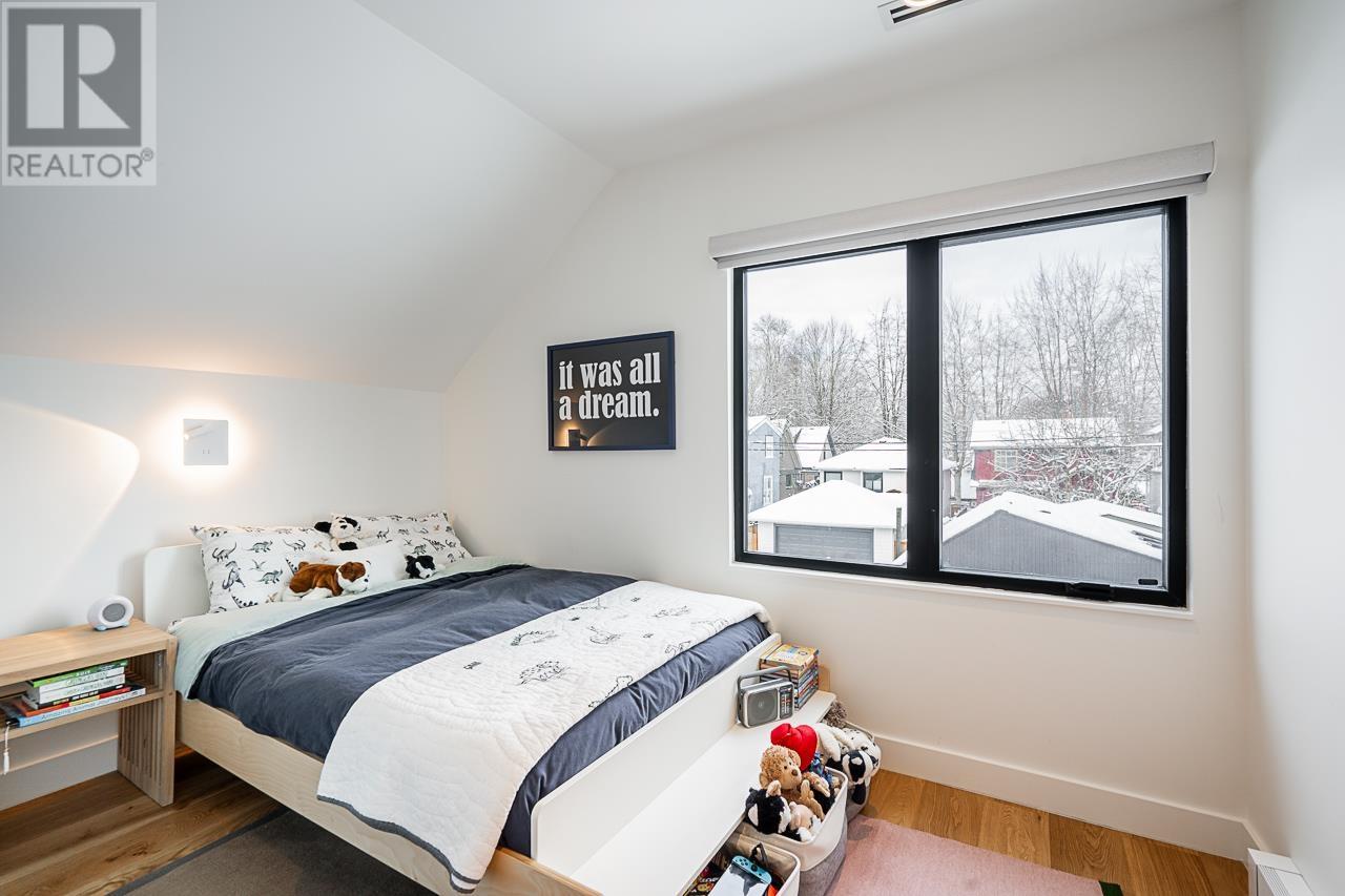 Listing Picture 21 of 40 : 769 W 20TH AVENUE, Vancouver / 溫哥華 - 魯藝地產 Yvonne Lu Group - MLS Medallion Club Member