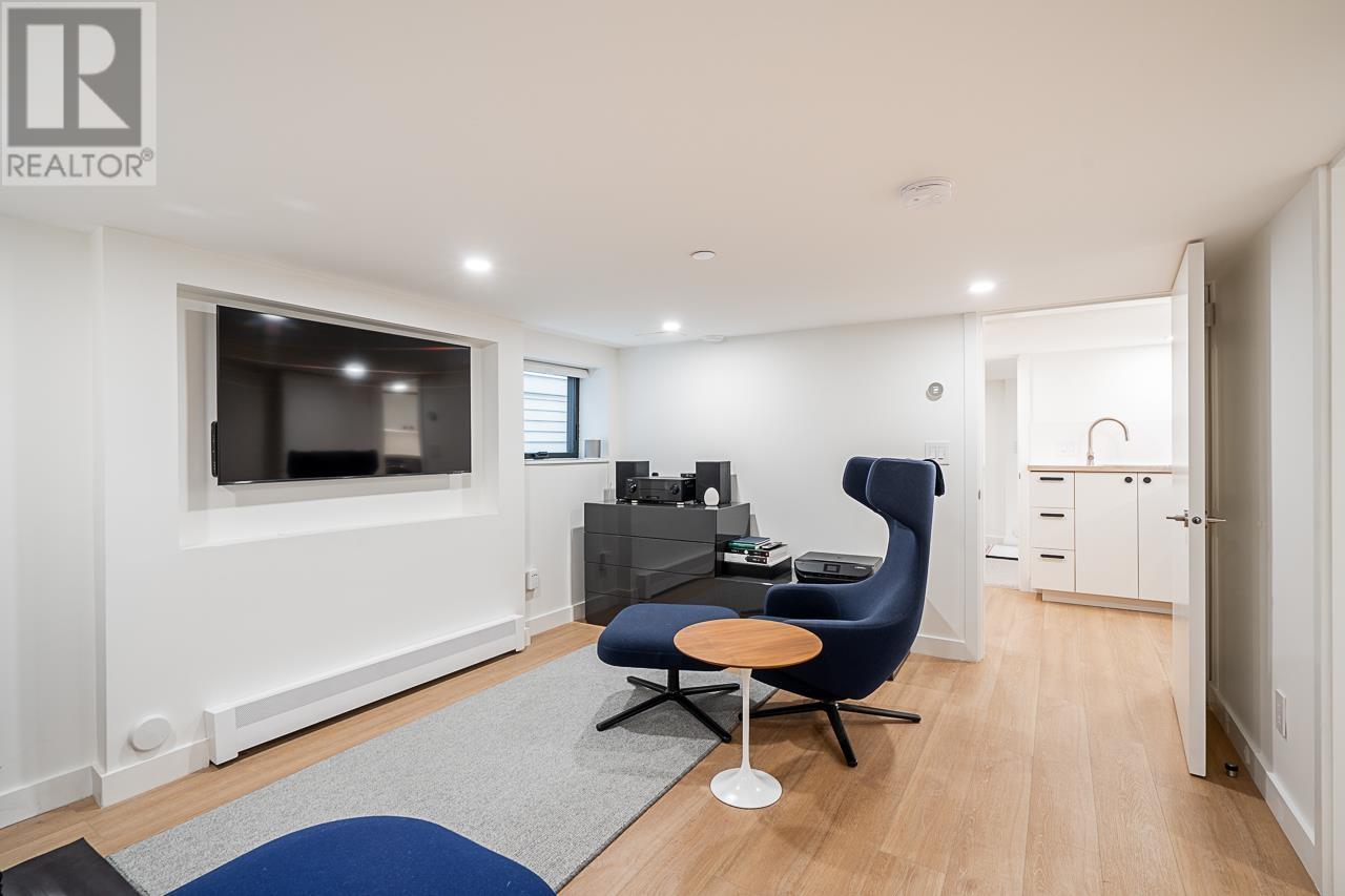 Listing Picture 30 of 40 : 769 W 20TH AVENUE, Vancouver / 溫哥華 - 魯藝地產 Yvonne Lu Group - MLS Medallion Club Member