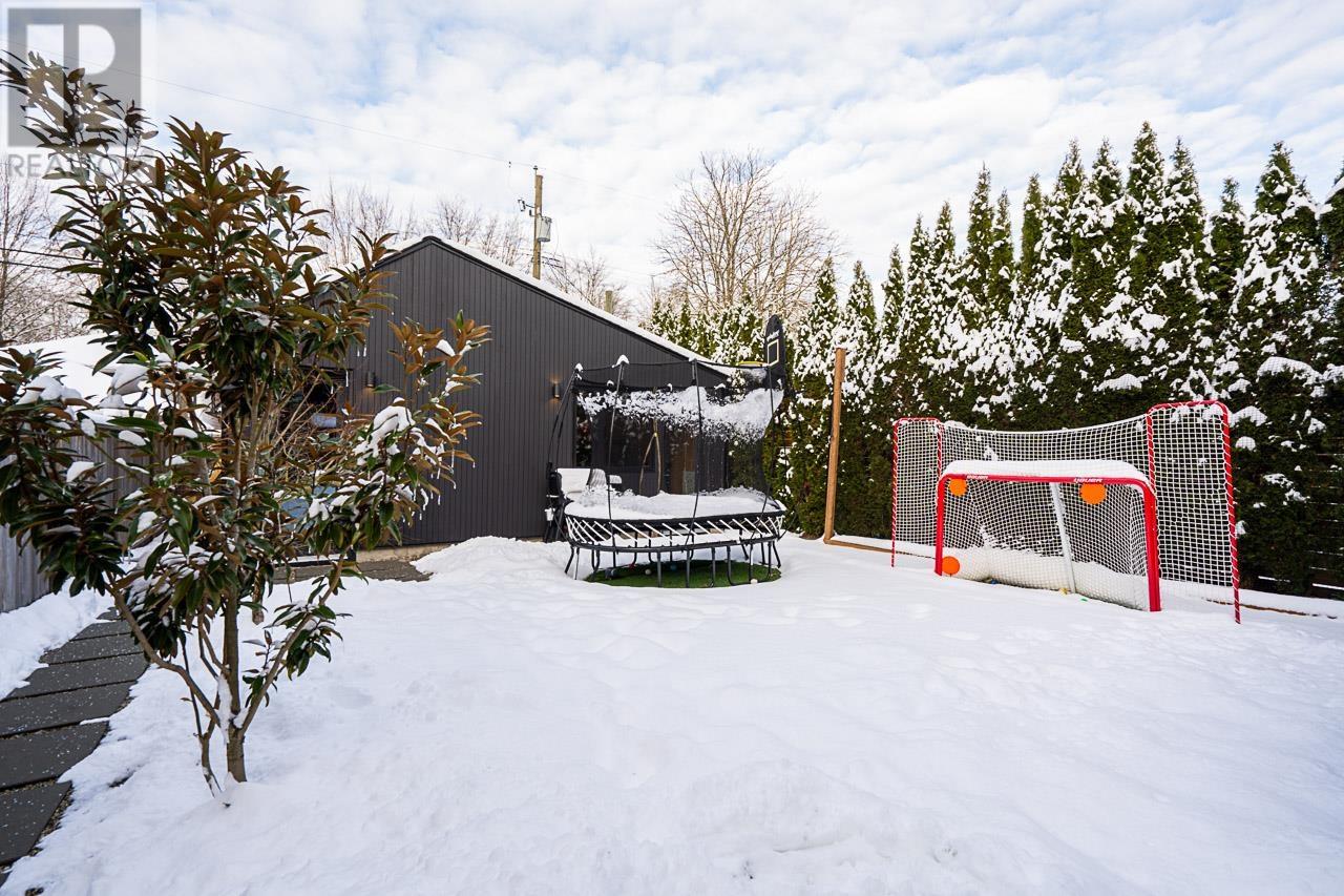 Listing Picture 35 of 40 : 769 W 20TH AVENUE, Vancouver / 溫哥華 - 魯藝地產 Yvonne Lu Group - MLS Medallion Club Member