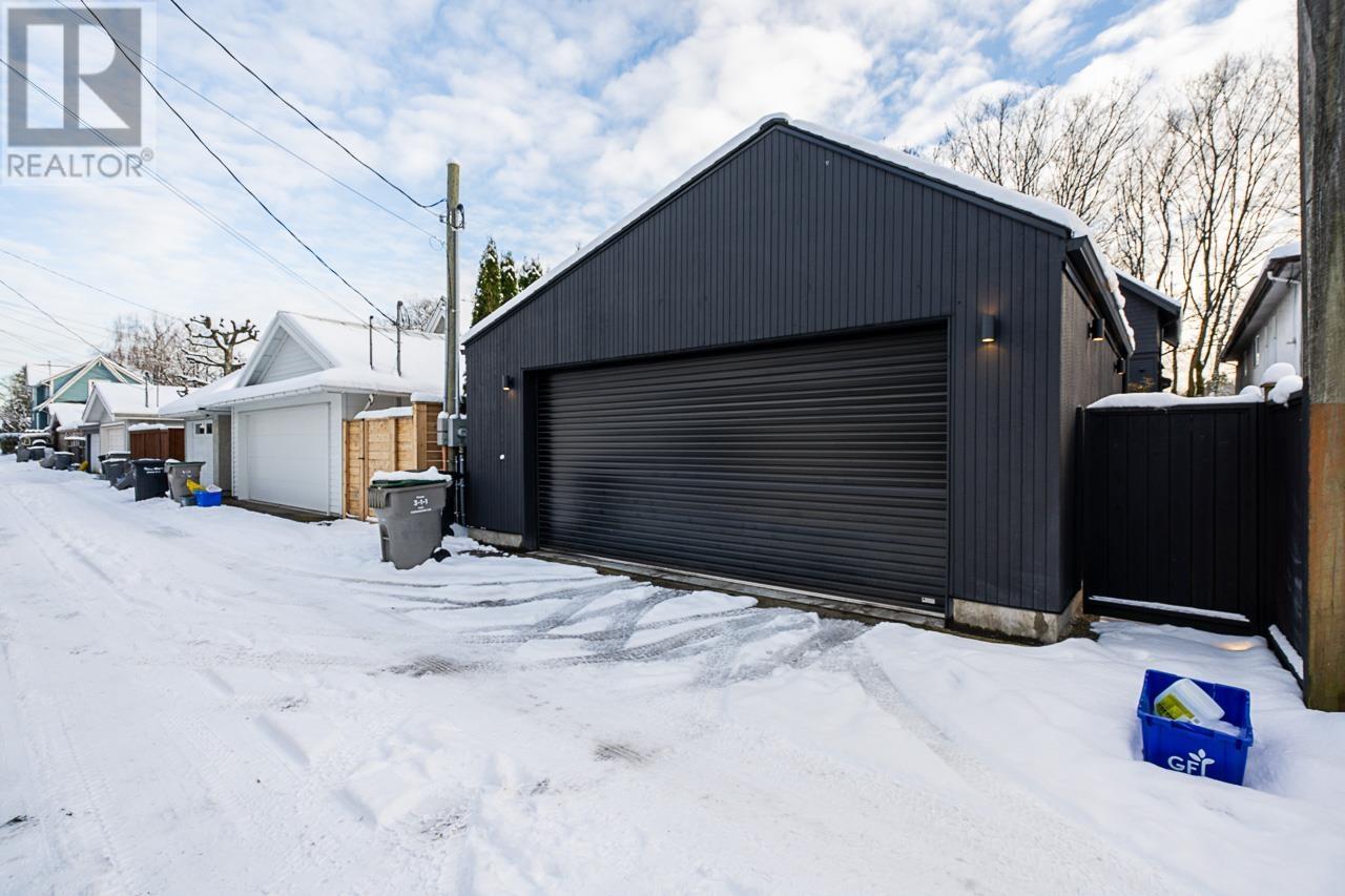 Listing Picture 37 of 40 : 769 W 20TH AVENUE, Vancouver / 溫哥華 - 魯藝地產 Yvonne Lu Group - MLS Medallion Club Member