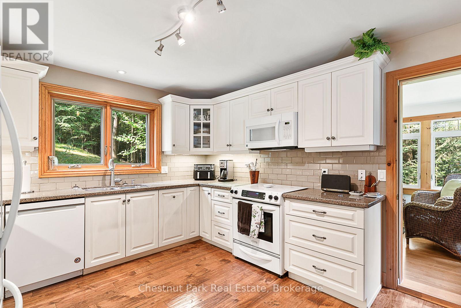 1003 Arnott Lane, Dysart Et Al, Ontario  K0M 1S0 - Photo 15 - X11959593
