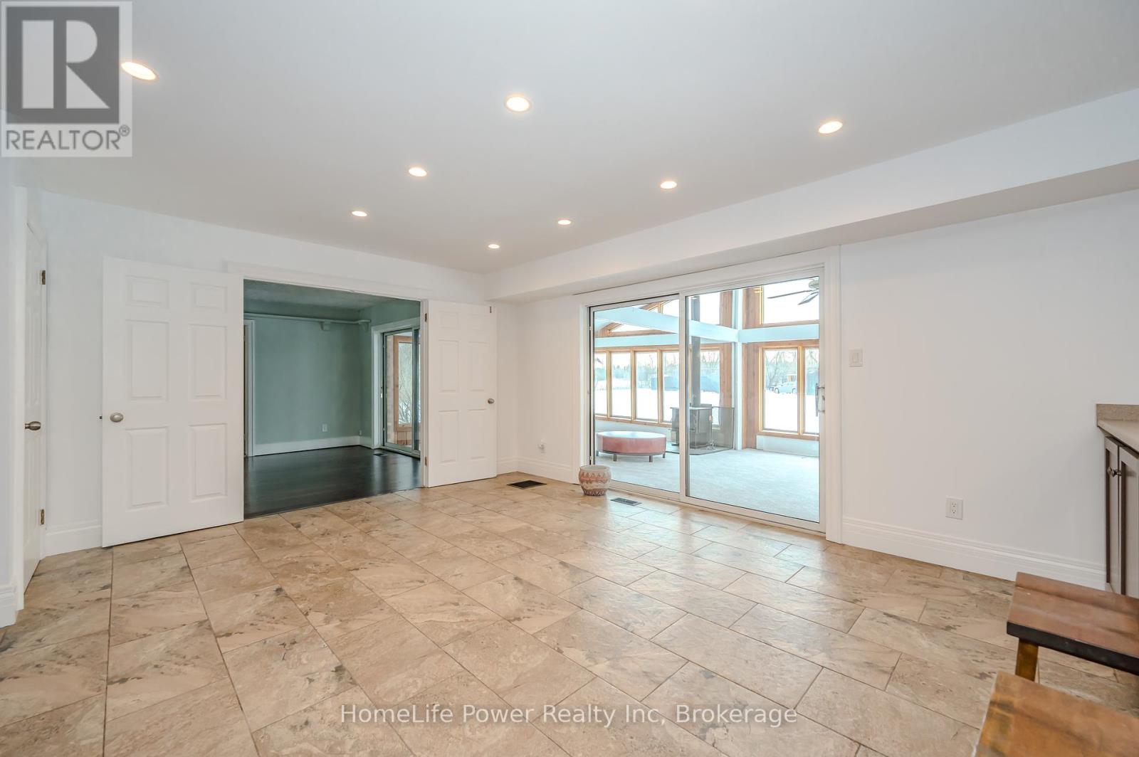 4290 Victoria Road S, Puslinch, Ontario  N0B 2J0 - Photo 8 - X11959621