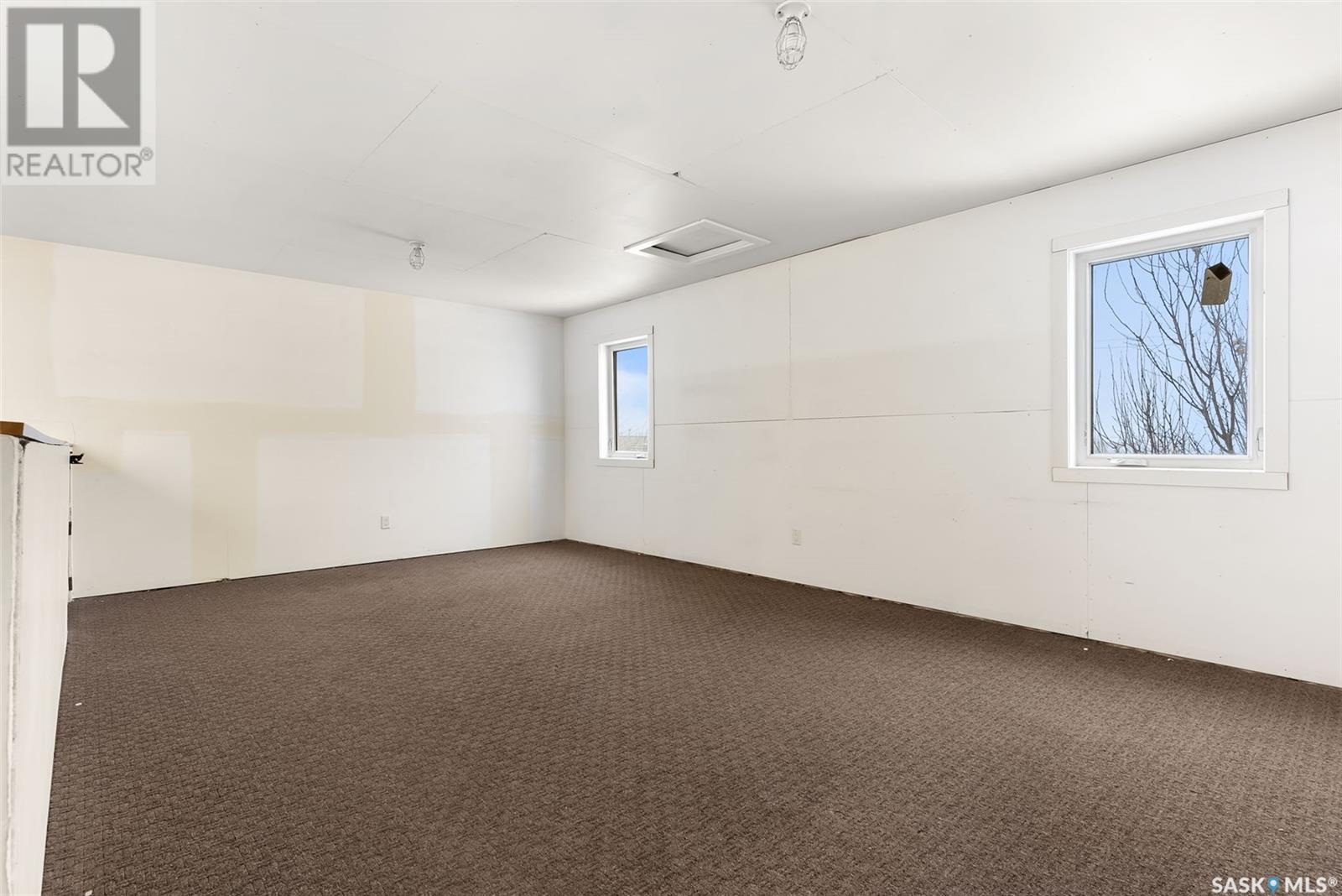 718 Dewdney Avenue, Regina, Saskatchewan  S4N 0G4 - Photo 8 - SK995328