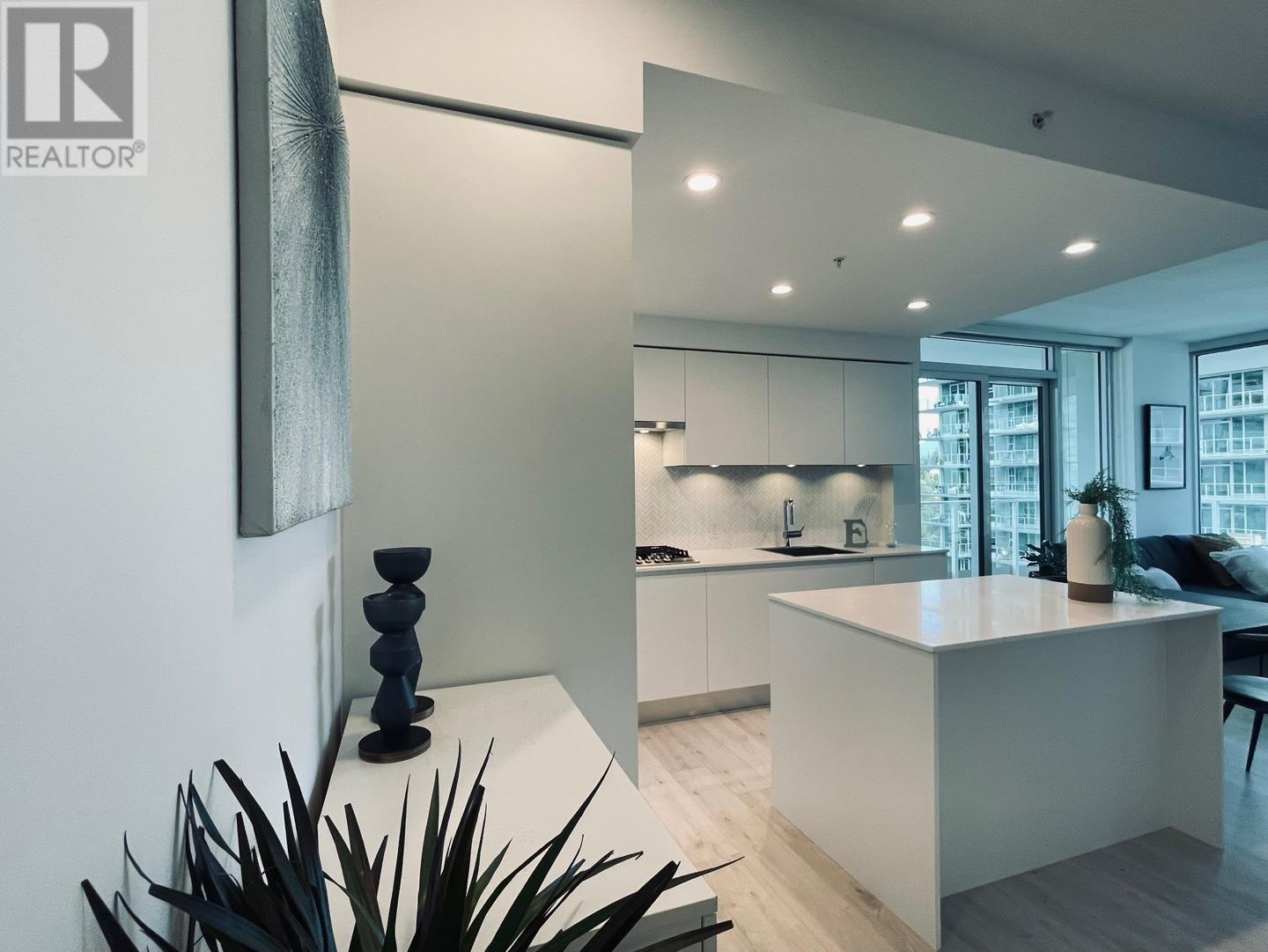 Property at 1601 3833 EVERGREEN PLACE image 4