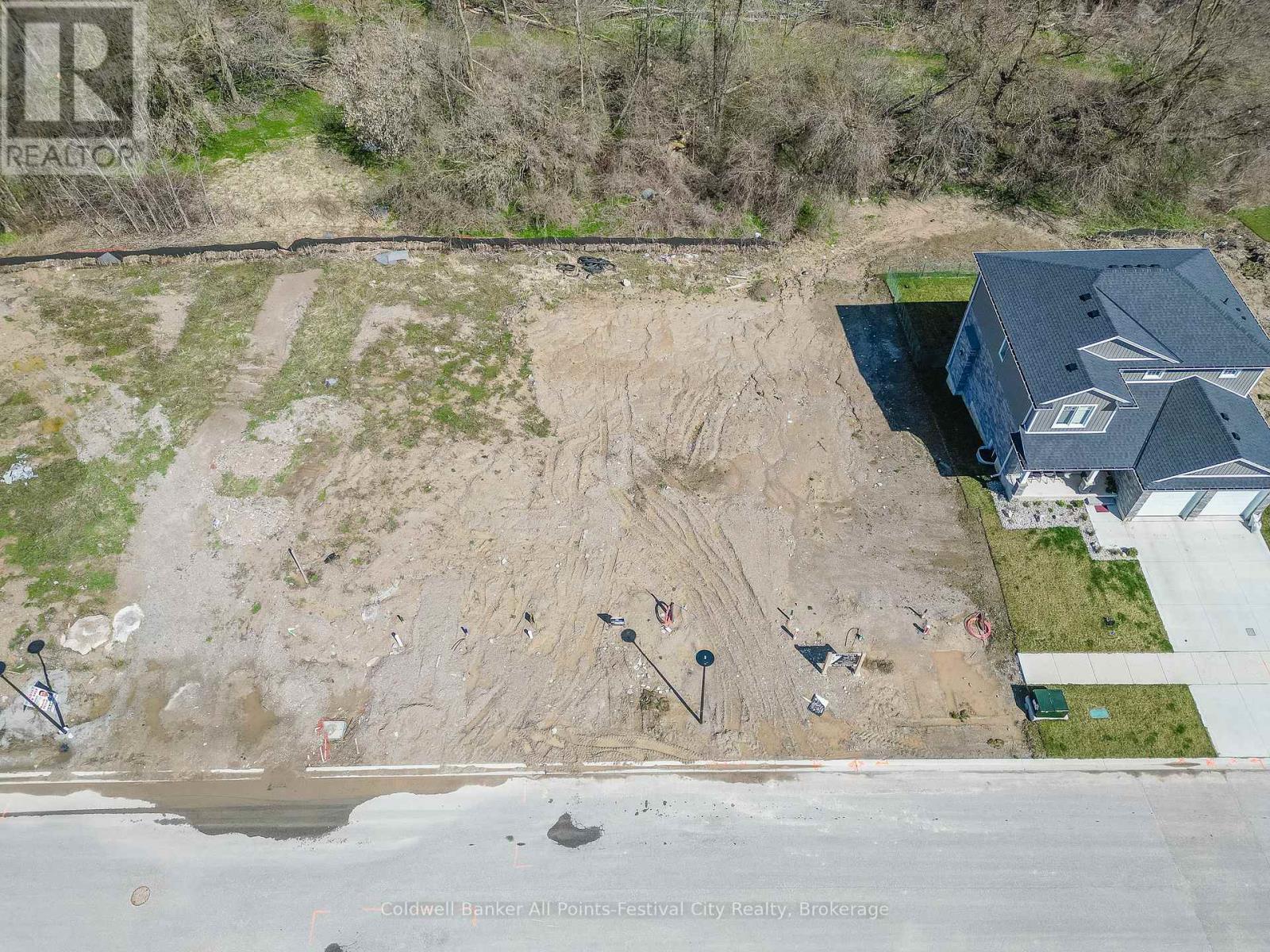 62 Greene Street, South Huron, Ontario  N0M 1S3 - Photo 4 - X11959771