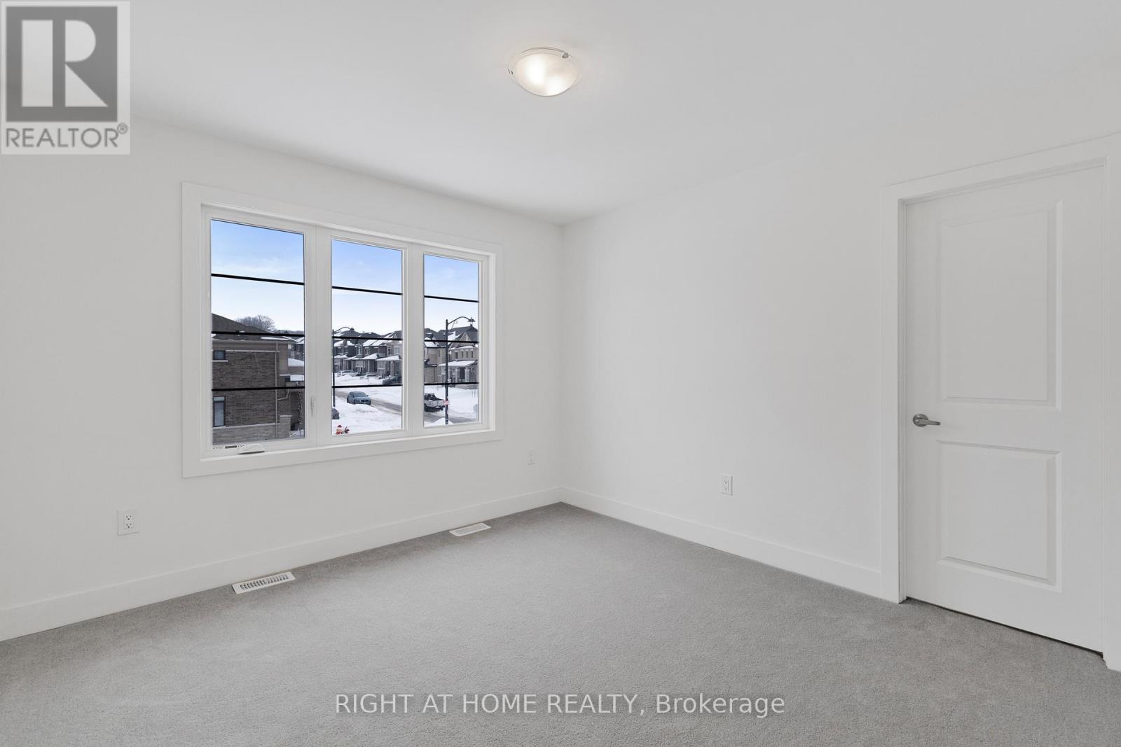 56 Calypso Avenue, Springwater (Minesing), Ontario  L0L 1Y3 - Photo 32 - S11959642