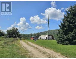 33 Parker Mountain Road, Granville Ferry, Ca