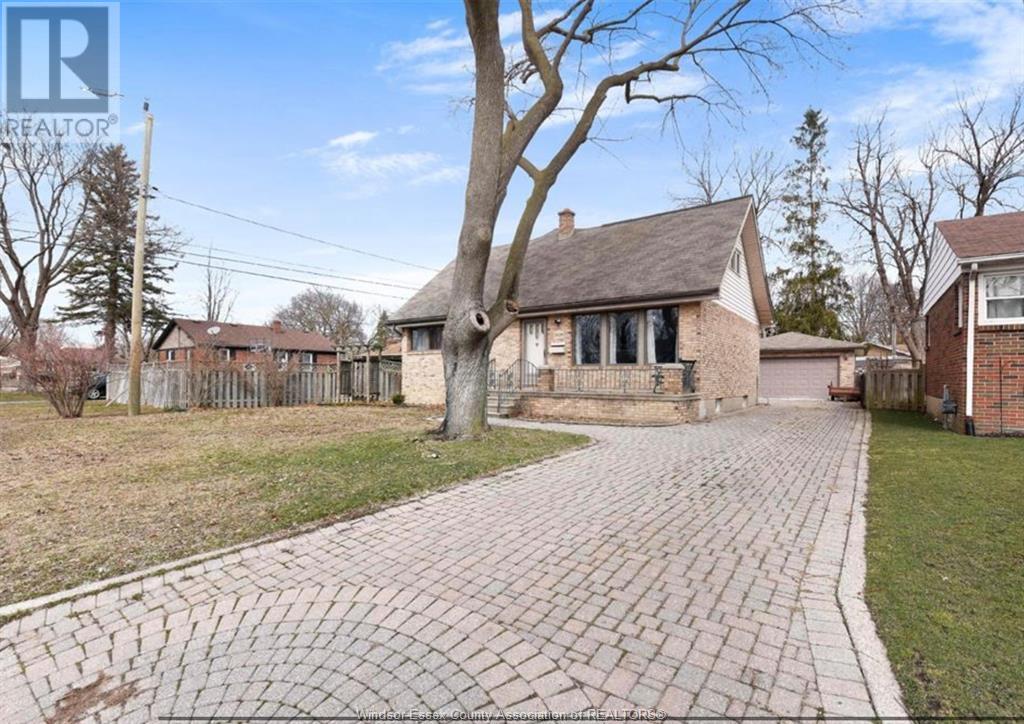 Property at 3620 DANDURAND image 2