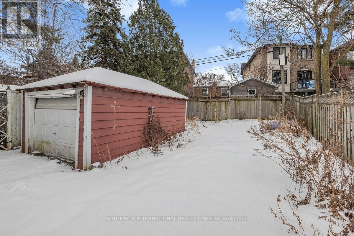 177 Joicey Boulevard, Toronto, Ontario  M5M 2V3 - Photo 14 - C11959862