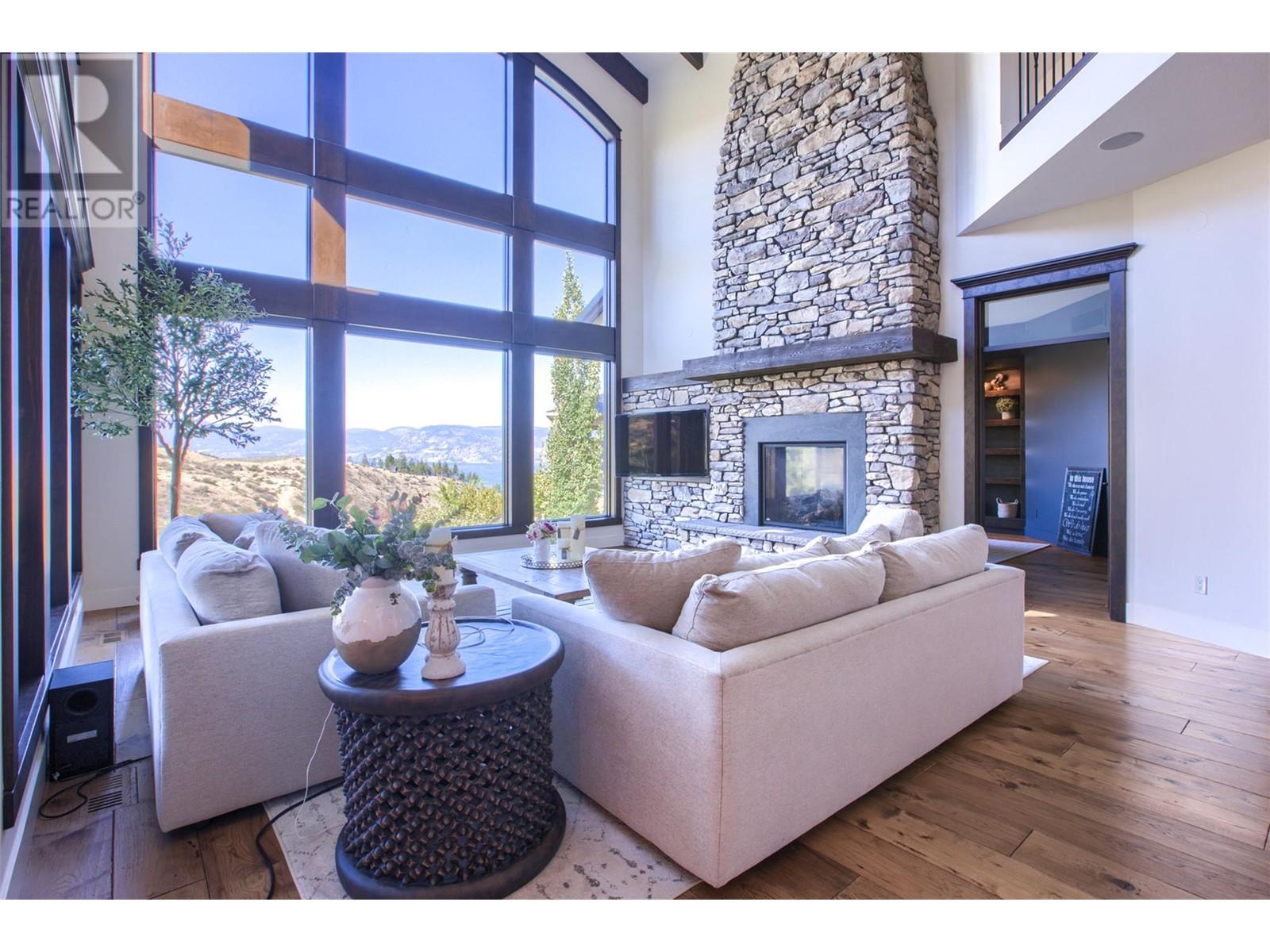 Property at 373 Farron Court image 4