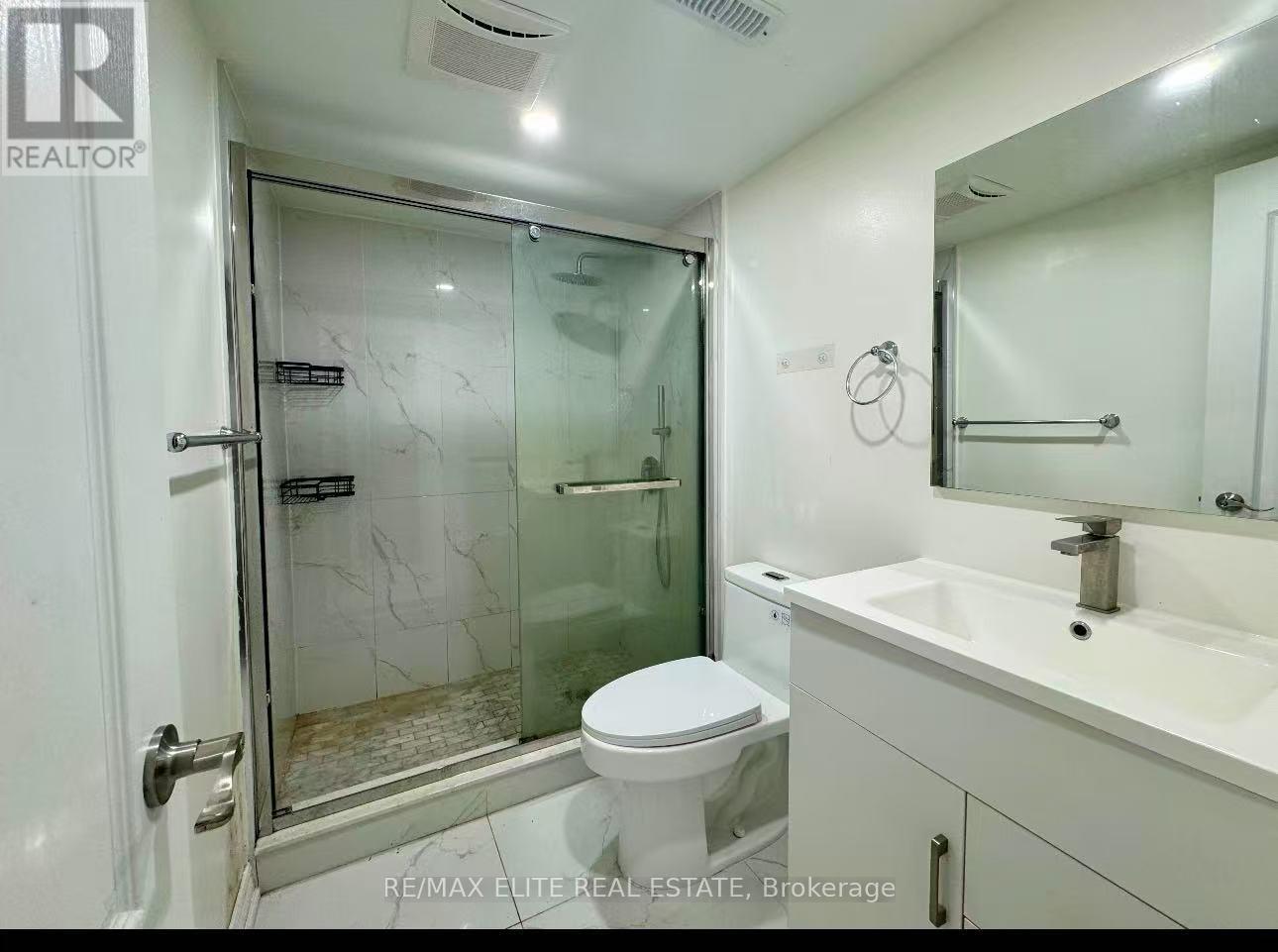 9 Island Lake Drive, Whitchurch-Stouffville, Ontario  L4A 7X4 - Photo 4 - N11959827