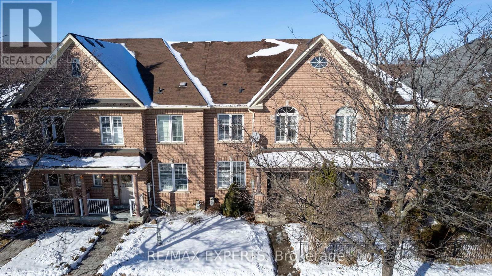 24 Dufferin Hill Drive, Vaughan, Ontario  L4K 5M3 - Photo 2 - N11959801