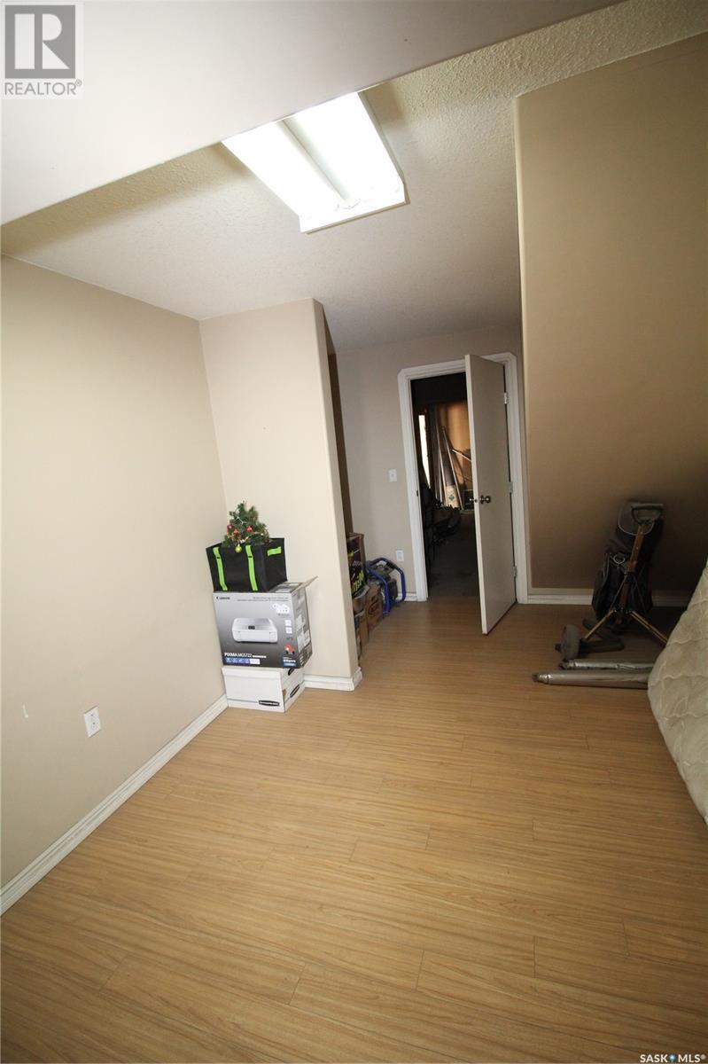 102 5th Avenue W, Battleford, Saskatchewan  S0M 0E0 - Photo 9 - SK994291