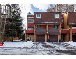 16 BARDS WALK WAY, Toronto, Ontario