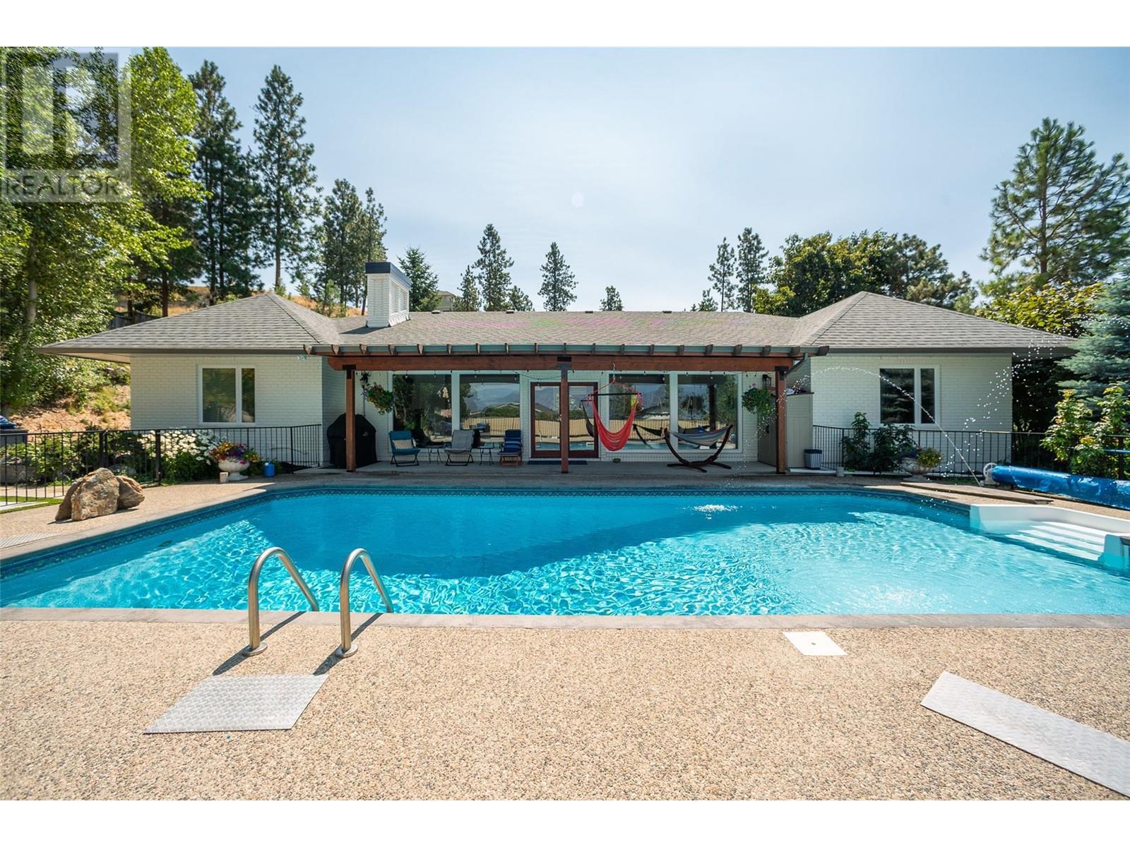 514 Hawes Court, Upper Mission, Kelowna  by McFadden Real Estate 514 Hawes Court, Upper Mission, Kelowna