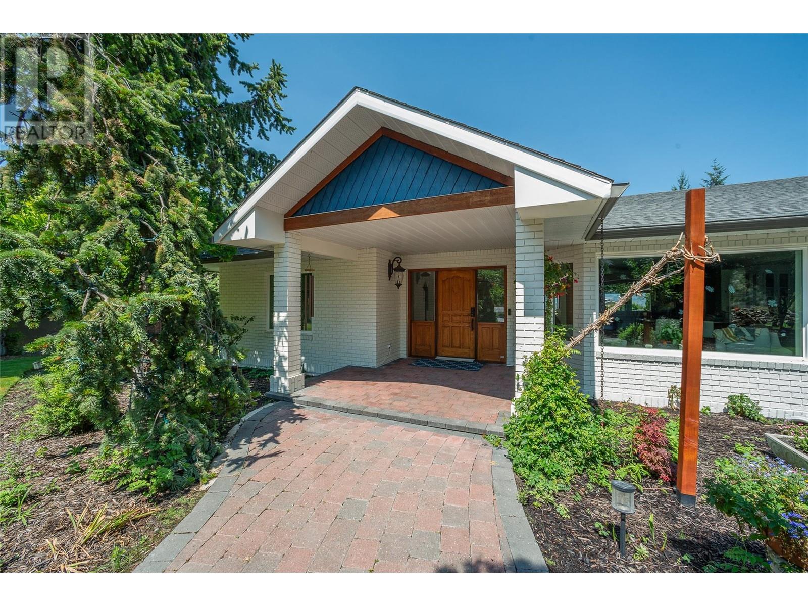 Property at 514 Hawes Court image 5