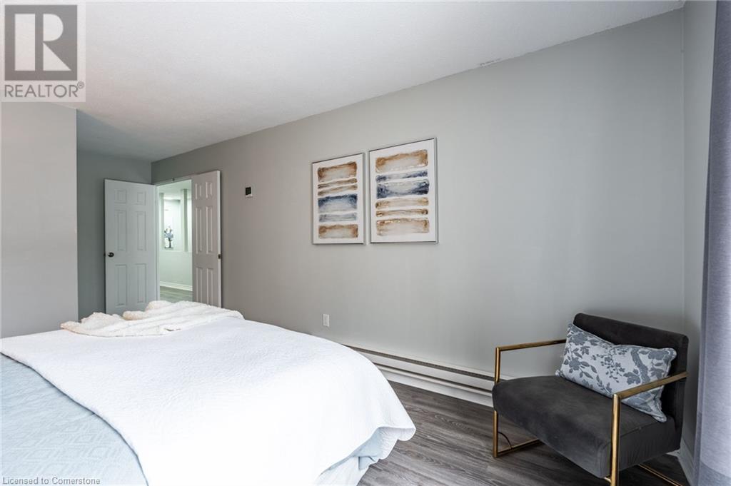 1050 Falgarwood Drive Unit# 125, Oakville, Ontario  L6H 2P3 - Photo 17 - 40696736
