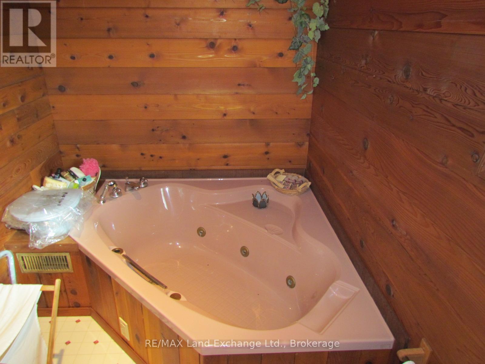 41073 Londesborough Rd 15 Road, Ashfield-Colborne-Wawanosh, Ontario  N7A 3Y1 - Photo 17 - X11960021