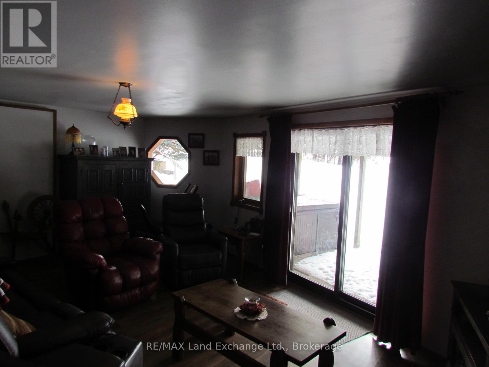 41073 Londesborough Rd 15 Road, Ashfield-Colborne-Wawanosh, Ontario  N7A 3Y1 - Photo 9 - X11960021