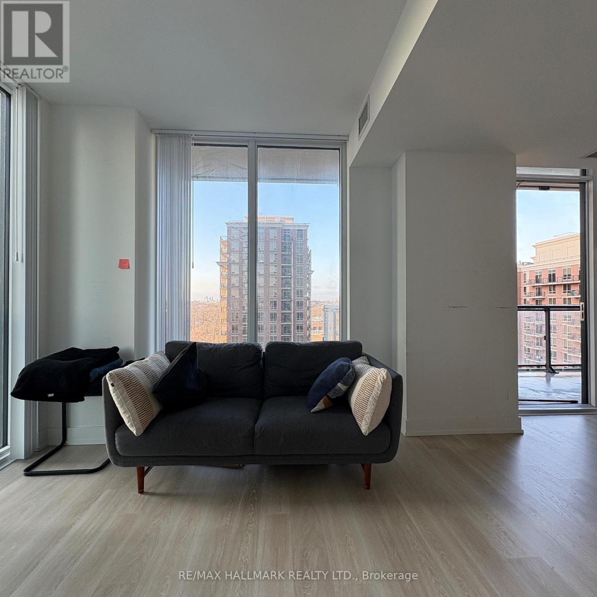 Property at 1037 - 20 INN ON THE PARK DRIVE image