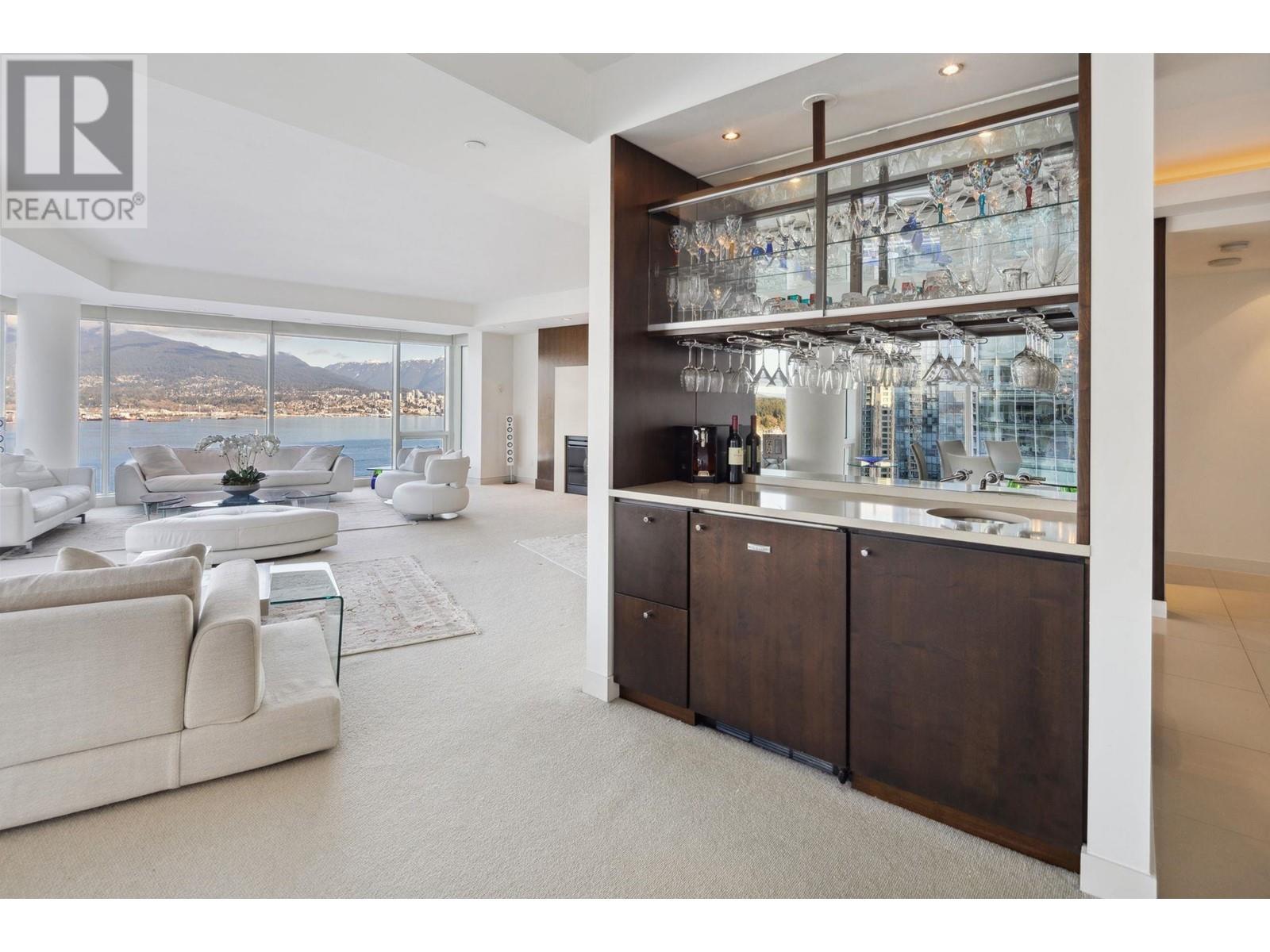Listing Picture 10 of 28 : 1401 1139 W CORDOVA STREET, Vancouver / 溫哥華 - 魯藝地產 Yvonne Lu Group - MLS Medallion Club Member