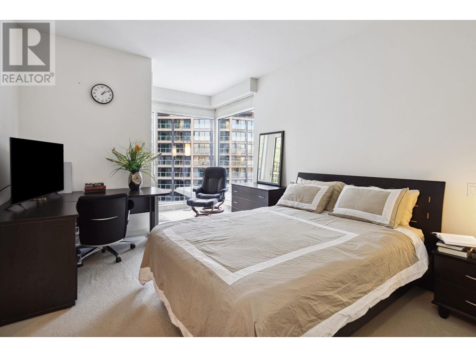 Listing Picture 23 of 28 : 1401 1139 W CORDOVA STREET, Vancouver / 溫哥華 - 魯藝地產 Yvonne Lu Group - MLS Medallion Club Member