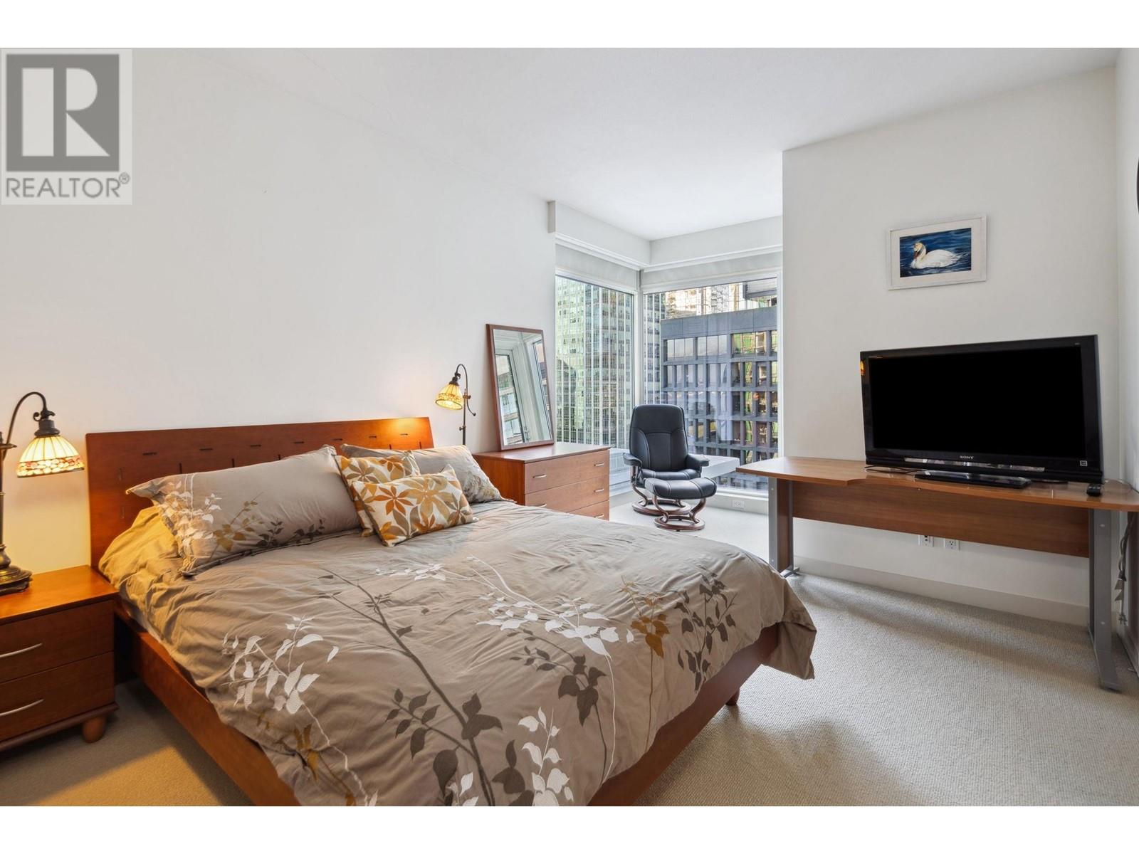 Listing Picture 21 of 28 : 1401 1139 W CORDOVA STREET, Vancouver / 溫哥華 - 魯藝地產 Yvonne Lu Group - MLS Medallion Club Member