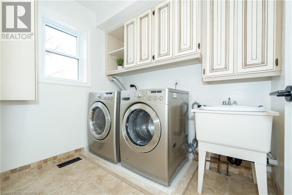 244 Glenashton Drive, Oakville, Ontario  L6H 6H5 - Photo 17 - 40696143