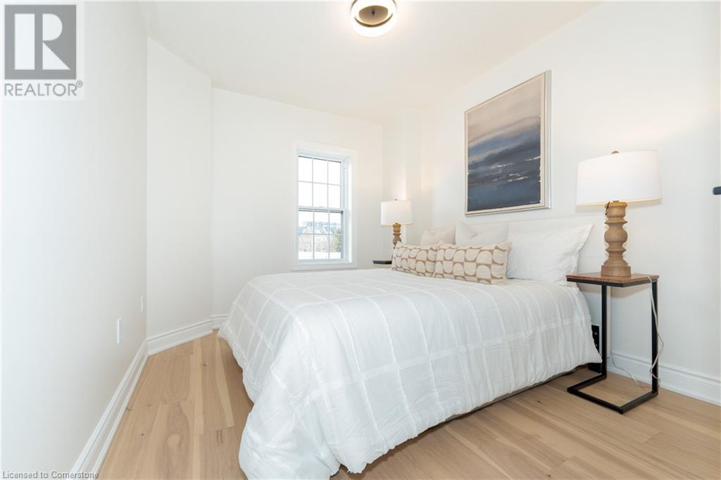 244 Glenashton Drive, Oakville, Ontario  L6H 6H5 - Photo 18 - 40696143