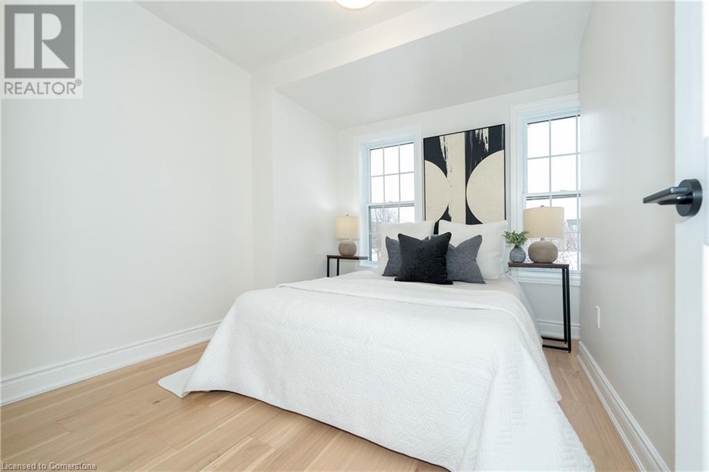 244 Glenashton Drive, Oakville, Ontario  L6H 6H5 - Photo 20 - 40696143