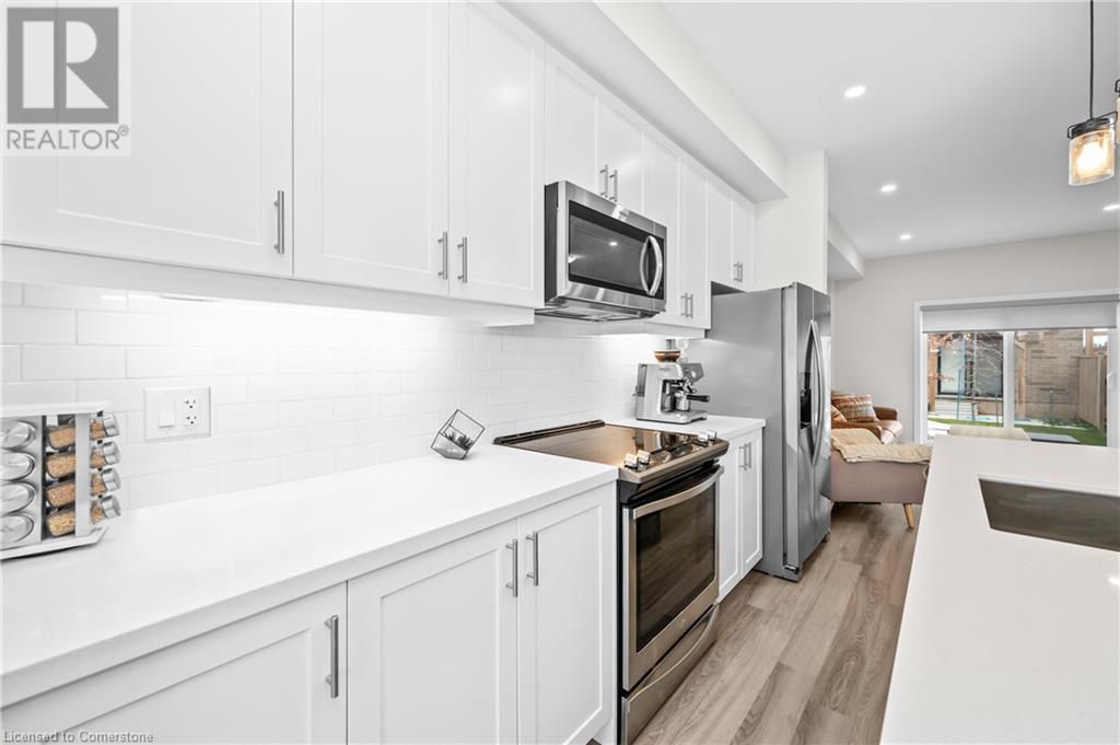 2 Mulhollard Lane, Ancaster, Ontario  L9G 0H3 - Photo 6 - 40696766