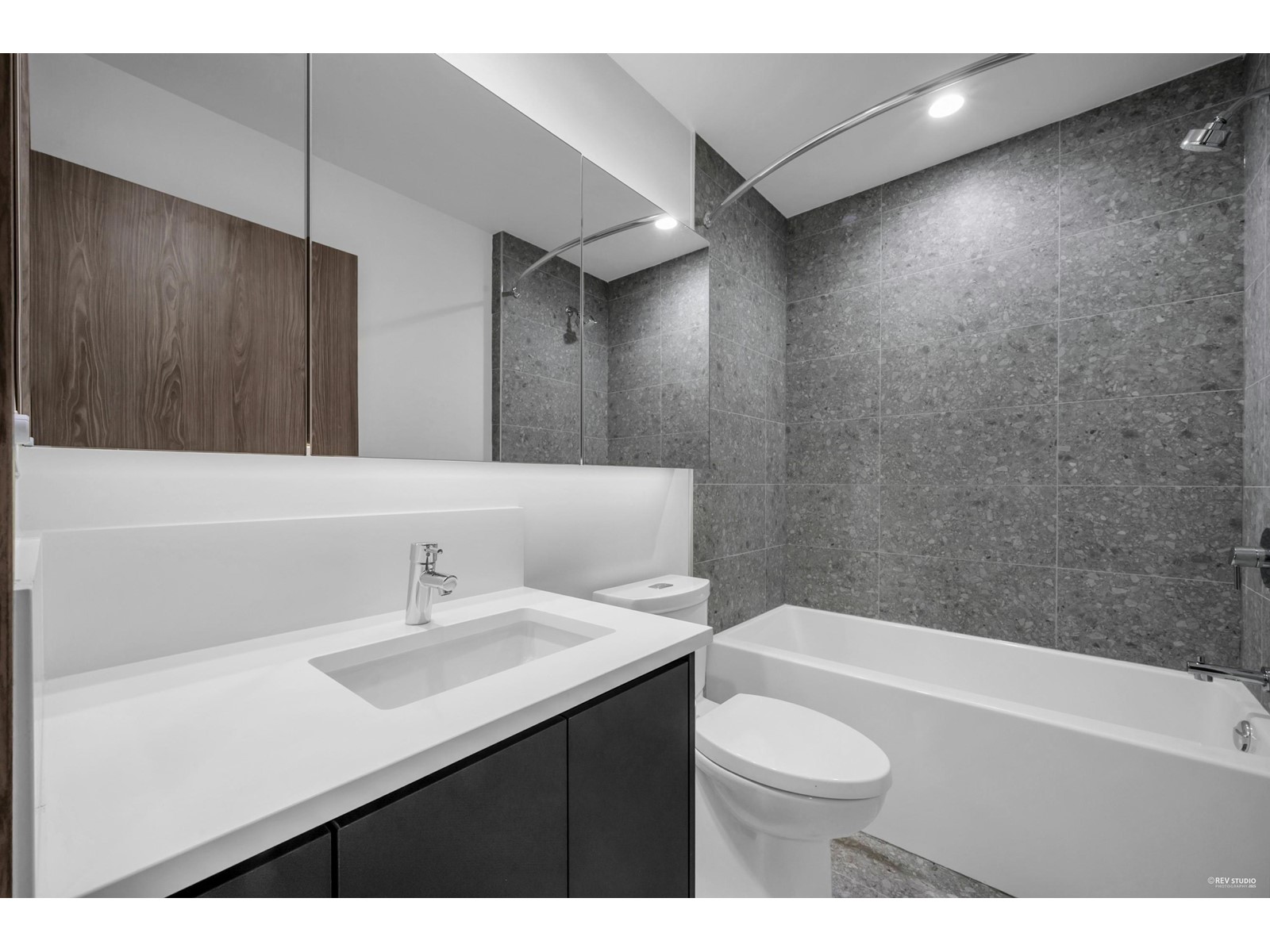 2607 10750 135a Street, Surrey, British Columbia  V3T 0V4 - Photo 11 - R2963959
