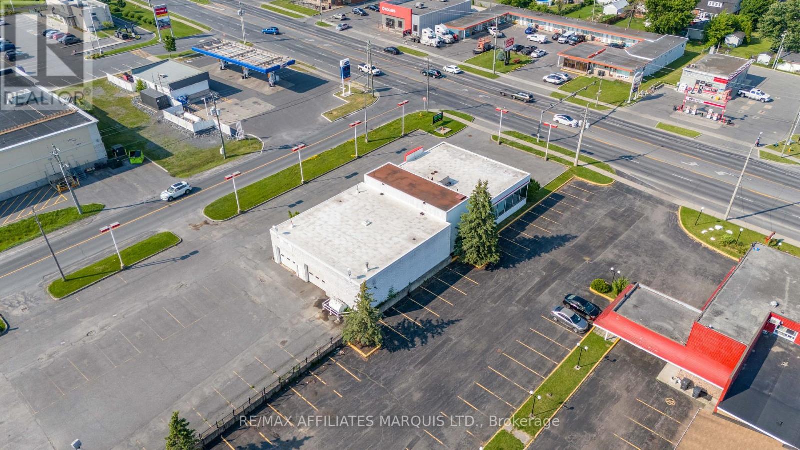 1200 Brookdale Avenue, Cornwall, Ontario  K6J 4P4 - Photo 5 - X11960201