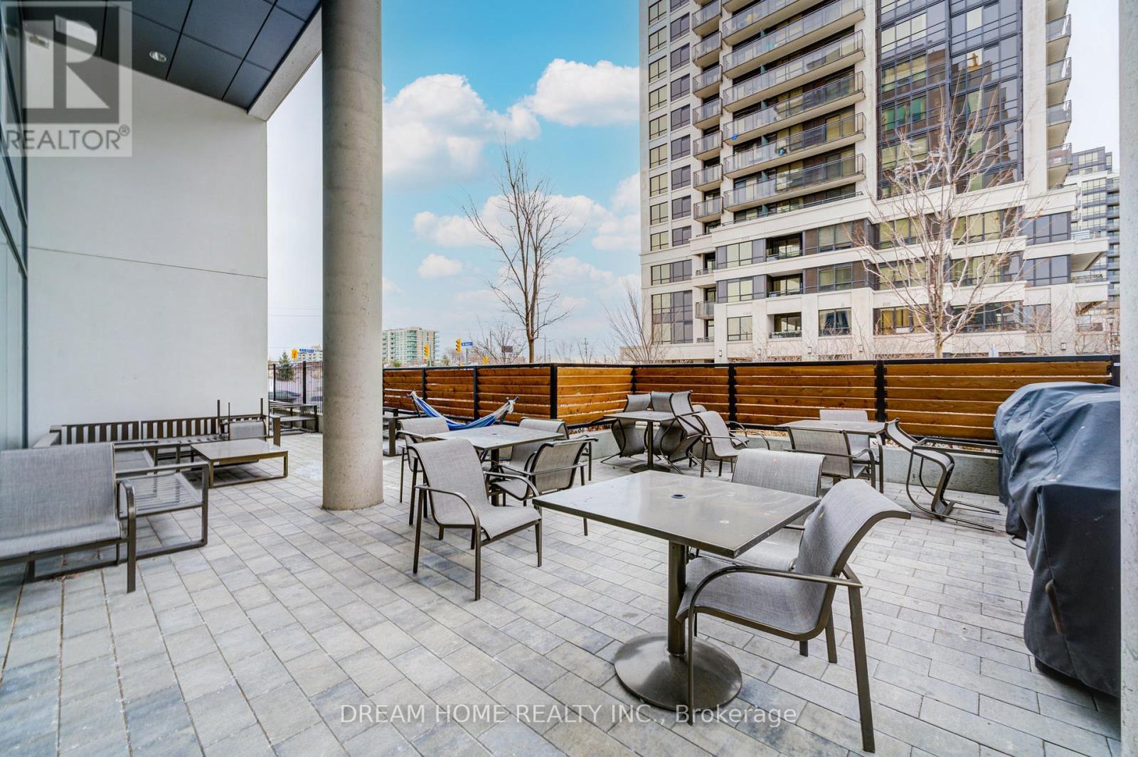 1008 - 10 De Boers Drive, Toronto, Ontario  M3J 0L6 - Photo 21 - W11960229