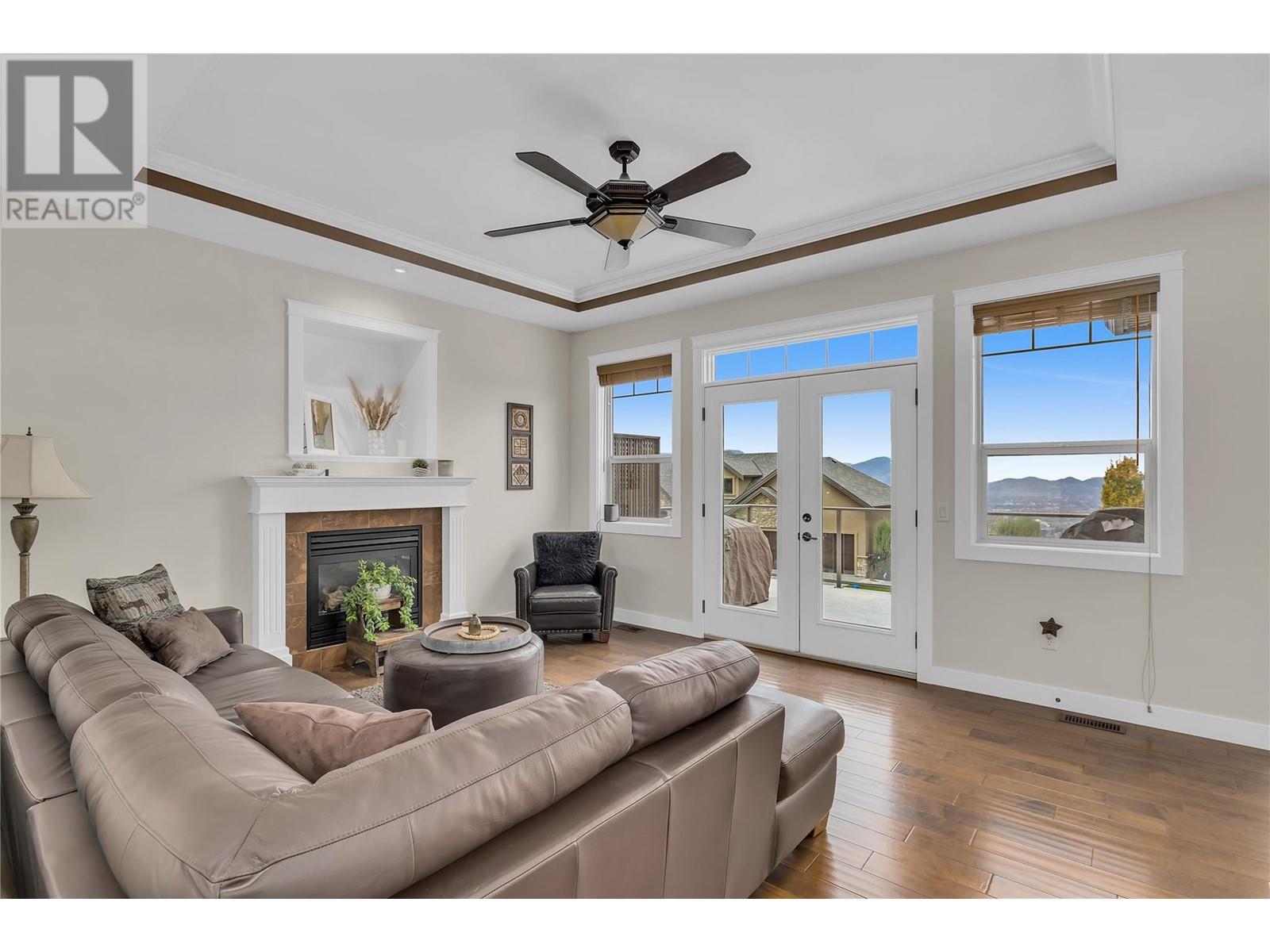 Property at 737 Kuipers Crescent image 4