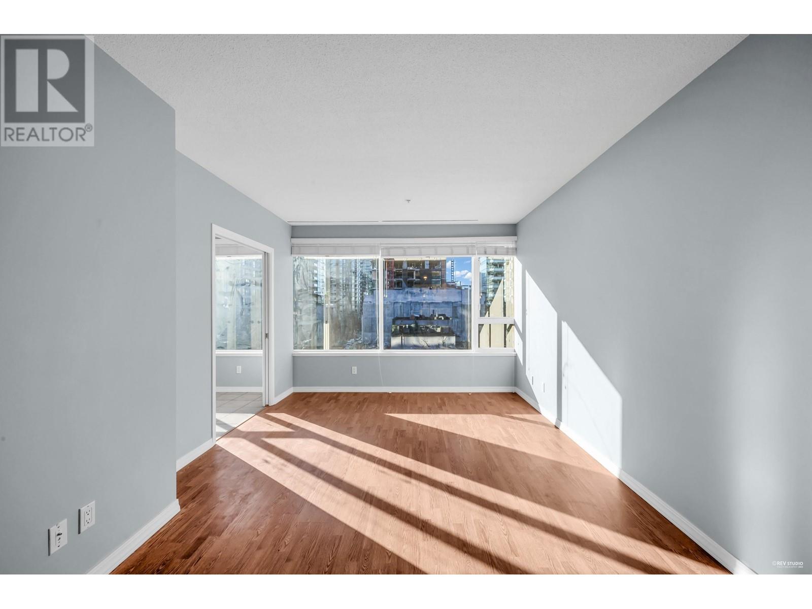 Listing Picture 14 of 30 : 405 1177 HORNBY STREET, Vancouver / 溫哥華 - 魯藝地產 Yvonne Lu Group - MLS Medallion Club Member