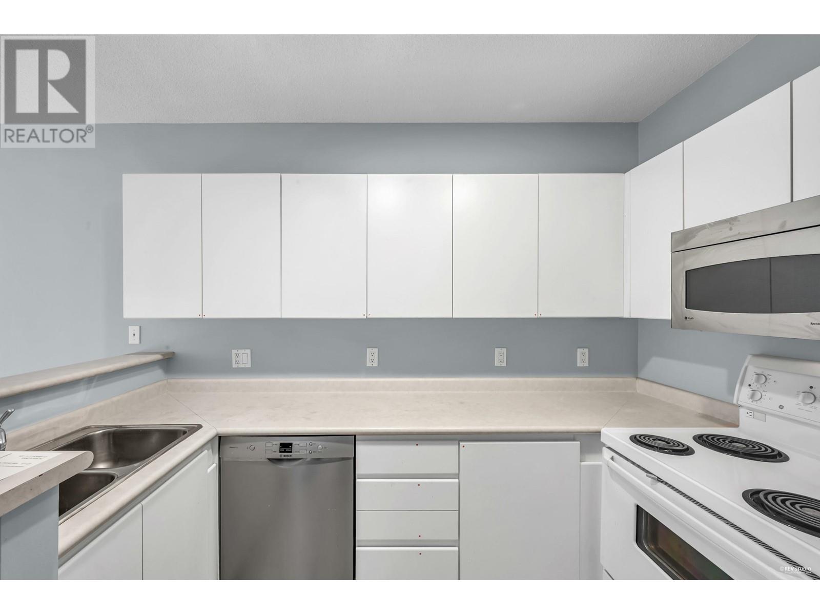 Listing Picture 7 of 30 : 405 1177 HORNBY STREET, Vancouver / 溫哥華 - 魯藝地產 Yvonne Lu Group - MLS Medallion Club Member