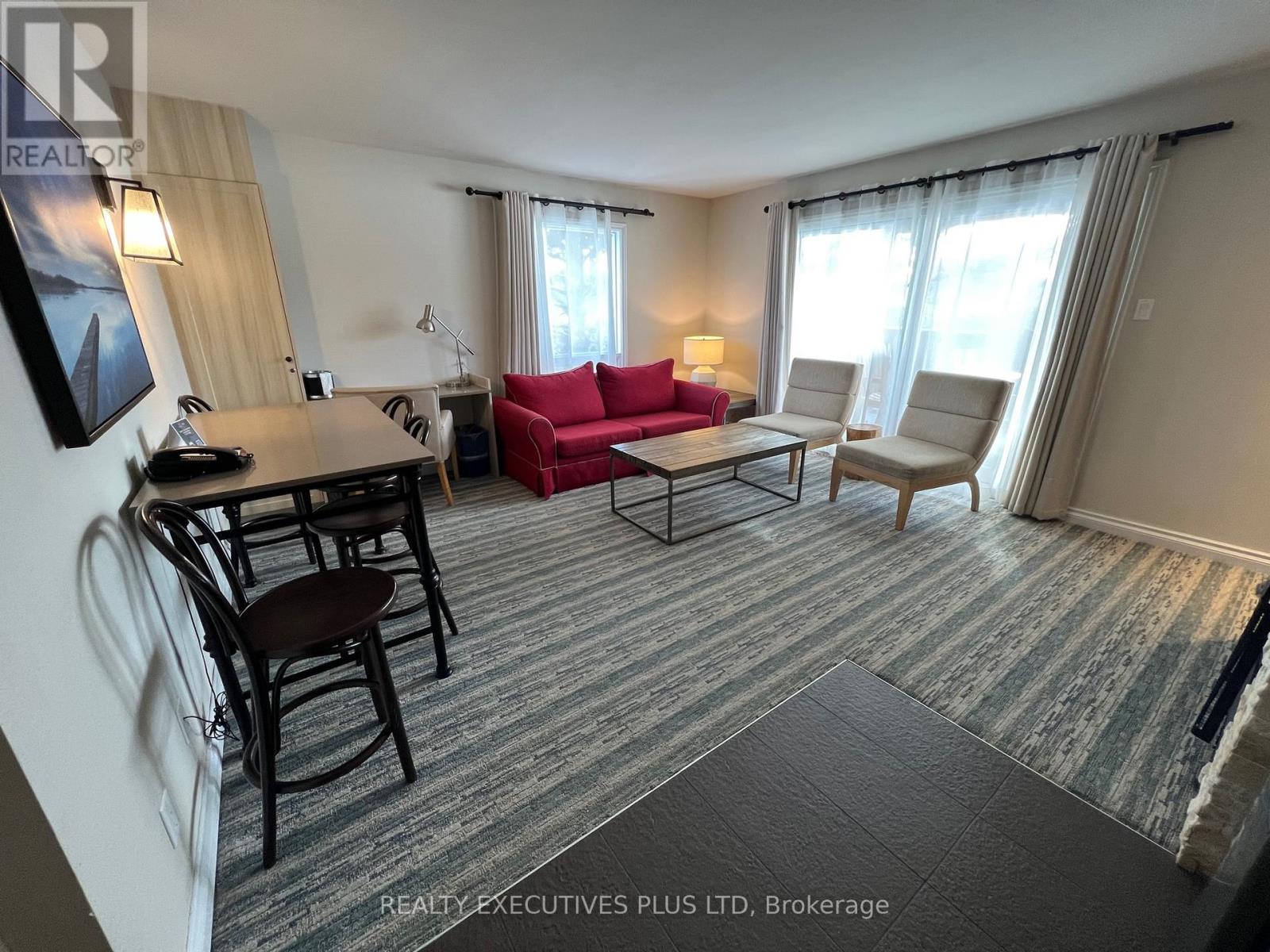 54-203 - 1235 Deerhurst Drive, Huntsville (Chaffey), Ontario  P1H 2E8 - Photo 3 - X11960313