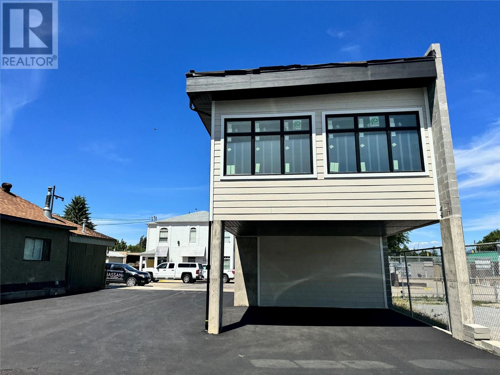 704 Cliff Avenue, Enderby, British Columbia V0V 1V4 - Photo 4 - 10332935