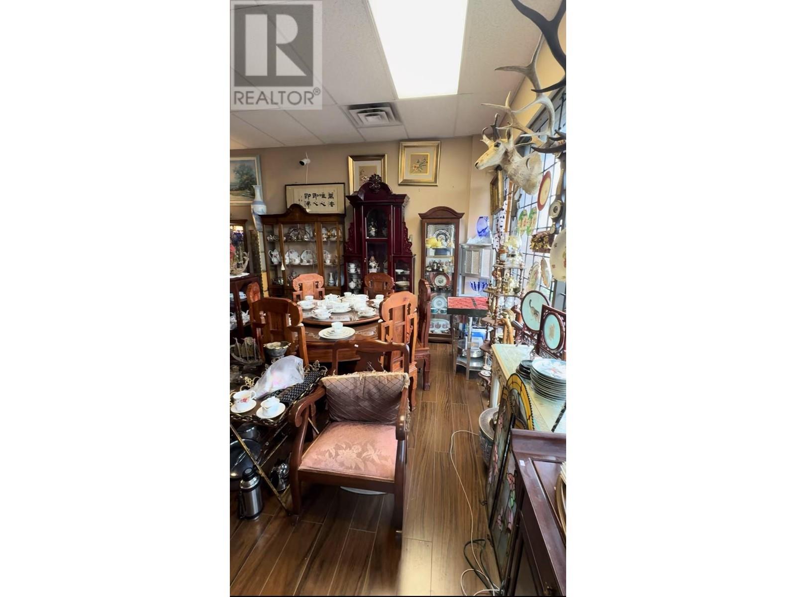 Listing Picture 4 of 25 : 5 11600 BRIDGEPORT ROAD, Richmond / 烈治文 - 魯藝地產 Yvonne Lu Group - MLS Medallion Club Member