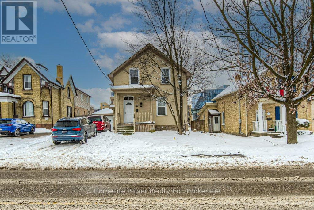 67 Wellington Street N, Kitchener, Ontario  N2H 5J5 - Photo 1 - X11960382