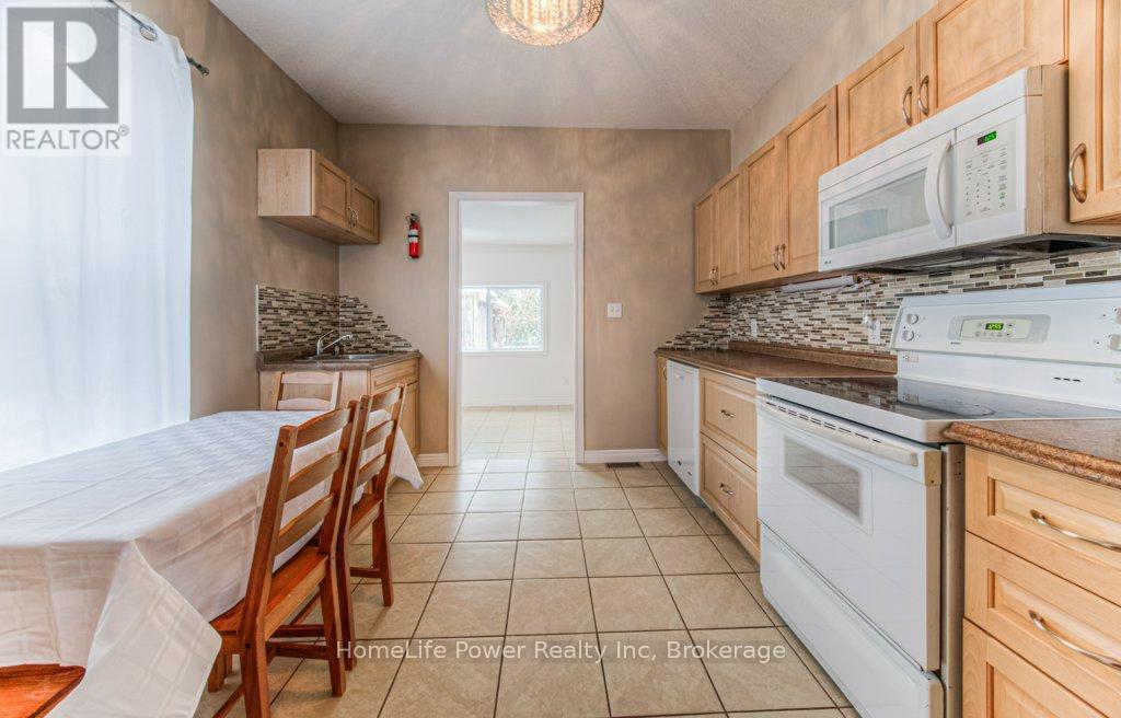 67 Wellington Street N, Kitchener, Ontario  N2H 5J5 - Photo 11 - X11960382